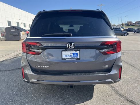 New 2026 Honda Odyssey EX-L image 5