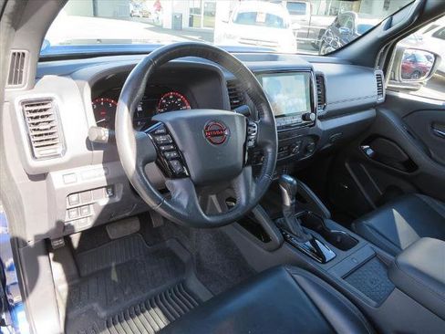 Used 2022 Nissan Frontier PRO-4X w/ Pro-4X Premium Package image 17
