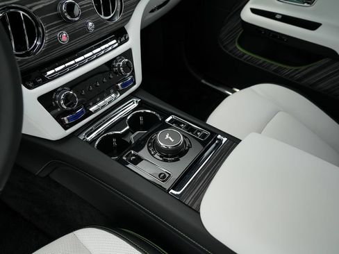 Used 2024 Rolls-Royce Spectre w/ Spectre Launch Package AWD/4WD image 26