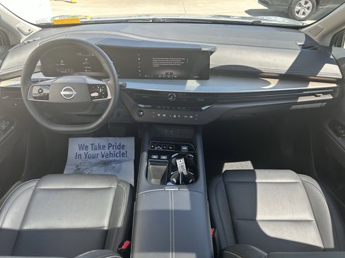 Used 2025 Nissan Murano SL AWD/4WD image 18