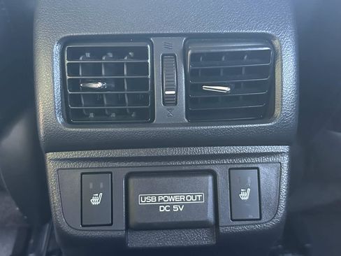 Used 2018 Subaru Outback 2.5i Limited AWD/4WD image 20