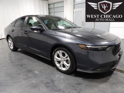Used 2025 Honda Accord LX image 1