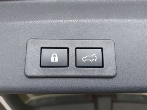 Certified 2025 Subaru Ascent Touring w/ Popular Package #1 image 33