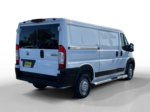 Used 2025 RAM ProMaster 2500 w/ U-Haul Equipment Group FWD image 5