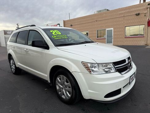 Used 2020 Dodge Journey SE image 6