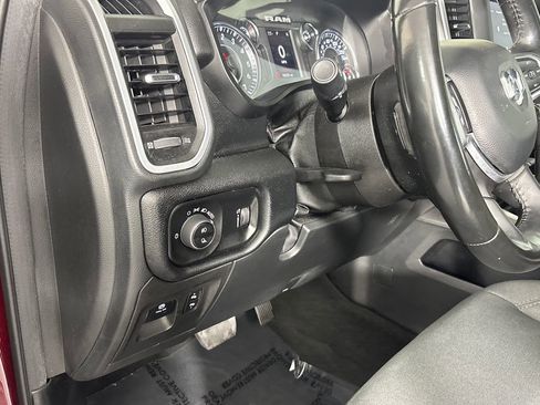 Used 2022 RAM 1500 Big Horn AWD/4WD image 12