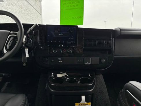 New 2026 GMC Savana 2500 Extended w/ Driver Convenience Package RWD image 24