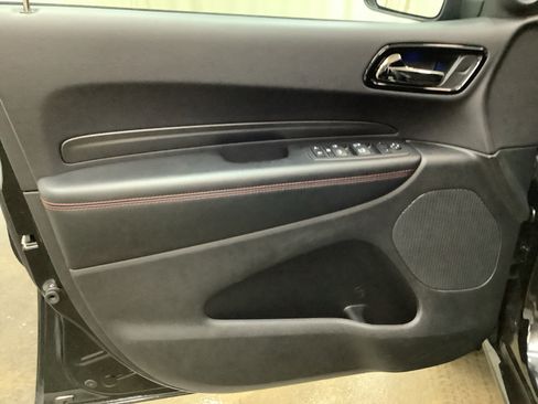 Used 2025 Dodge Durango GT AWD/4WD image 11