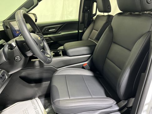 Used 2024 Chevrolet Silverado EV W/T image 17