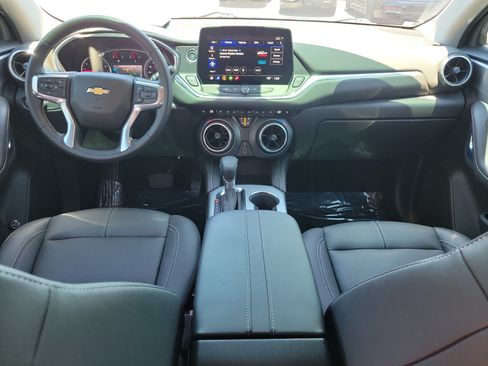 Used 2024 Chevrolet Blazer LT FWD image 12