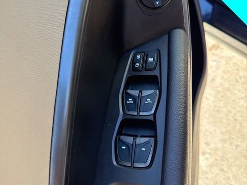 Used 2017 Hyundai Santa Fe Sport AWD/4WD image 24