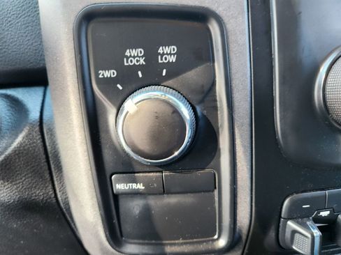 Used 2013 RAM 1500 Tradesman w/ Popular Equipment Group AWD/4WD image 13
