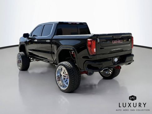 Used 2019 GMC Sierra 1500 Denali w/ Denali Ultimate Package AWD/4WD image 8