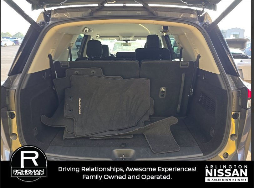 Used 2025 Nissan Pathfinder SV AWD/4WD image 8
