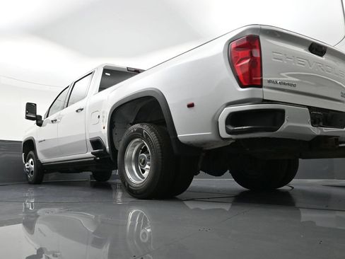 Used 2022 Chevrolet Silverado 3500 High Country image 25