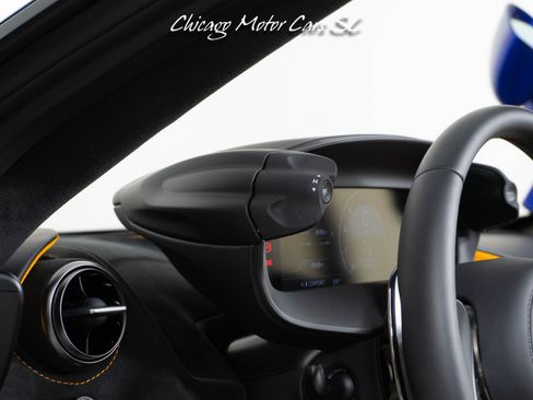Used 2026 McLaren 750S Spider RWD image 42