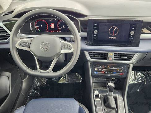 New 2026 Volkswagen Taos SEL AWD/4WD image 3