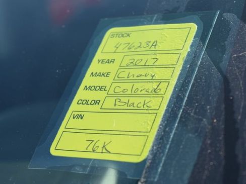 Certified 2017 Chevrolet Colorado Z71 AWD/4WD image 16