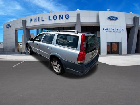 Used 2002 Volvo V70 Cross Country AWD/4WD image 3