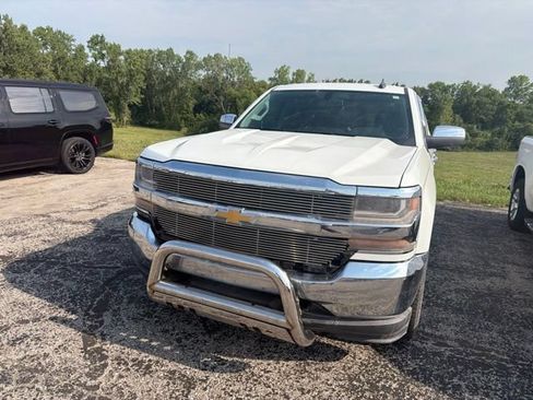 Used 2016 Chevrolet Silverado 1500 LT RWD image 3