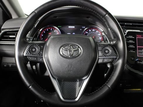 Used 2019 Toyota Camry XSE image 24