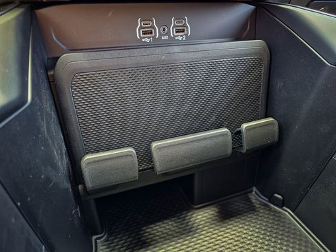 New 2026 RAM 1500 Express AWD/4WD image 25