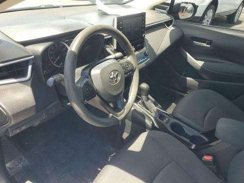 Used 2021 Toyota Corolla LE FWD image 15