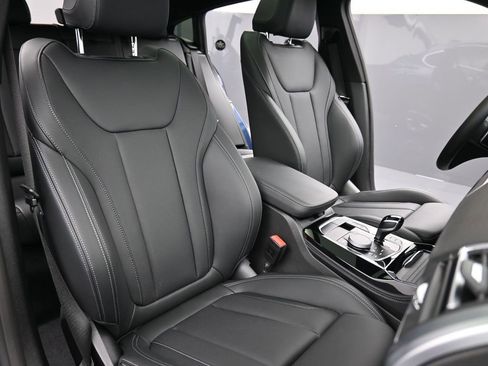 Used 2025 BMW X4 xDrive30i image 20