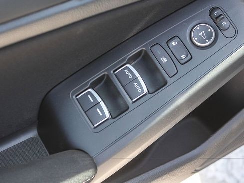 Certified 2024 Honda Civic Sport image 21