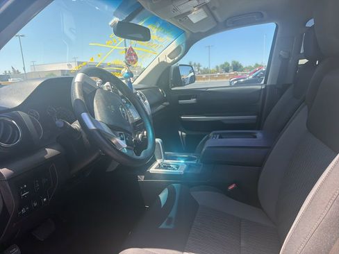 Used 2016 Toyota Tundra SR5 w/ TRD Off Road Package AWD/4WD image 10