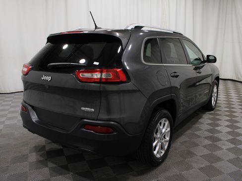 Used 2015 Jeep Cherokee Latitude FWD image 27