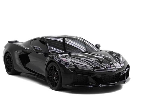 Used 2025 Chevrolet Corvette Z06 w/ Stealth Interior Trim Package image 3