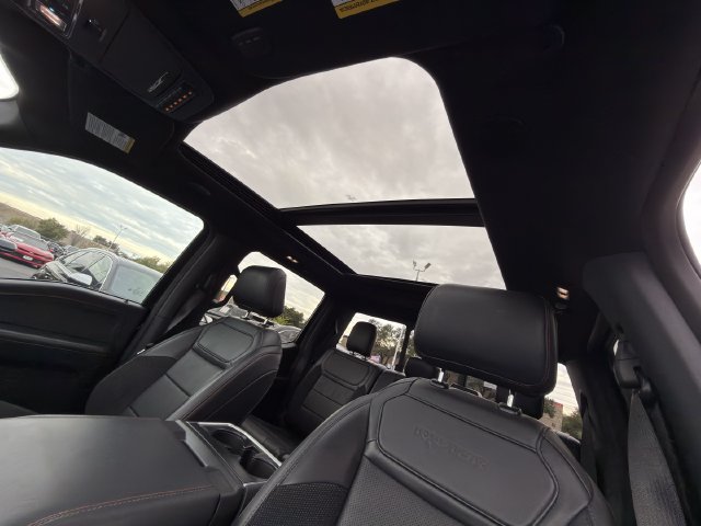 Used 2024 Ford F150 Raptor AWD/4WD image 32