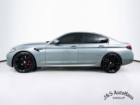 Used 2023 BMW M5 w/ Executive Package image 4