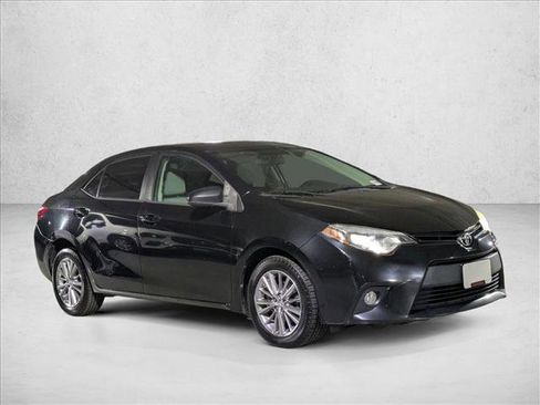 Used 2014 Toyota Corolla LE image 3