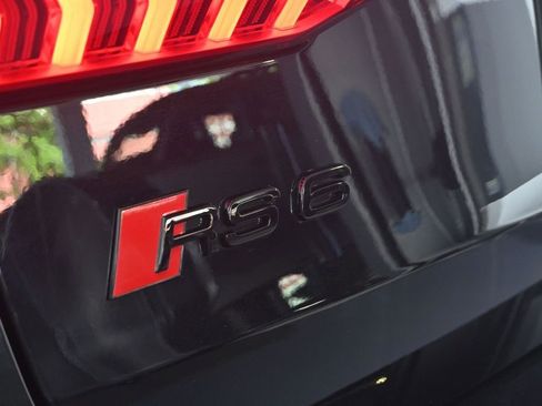 Used 2025 Audi RS 6 performance w/ Executive Package AWD/4WD image 27