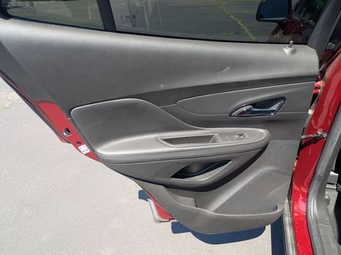 Used 2022 Buick Encore Preferred w/ Safety Package FWD image 28