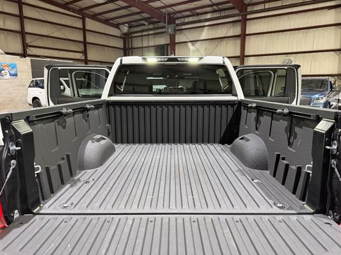 Used 2025 Toyota Tundra SR5 w/ SR5 Convenience Package AWD/4WD image 19
