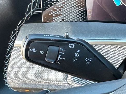 New 2026 Volkswagen Tiguan S image 39