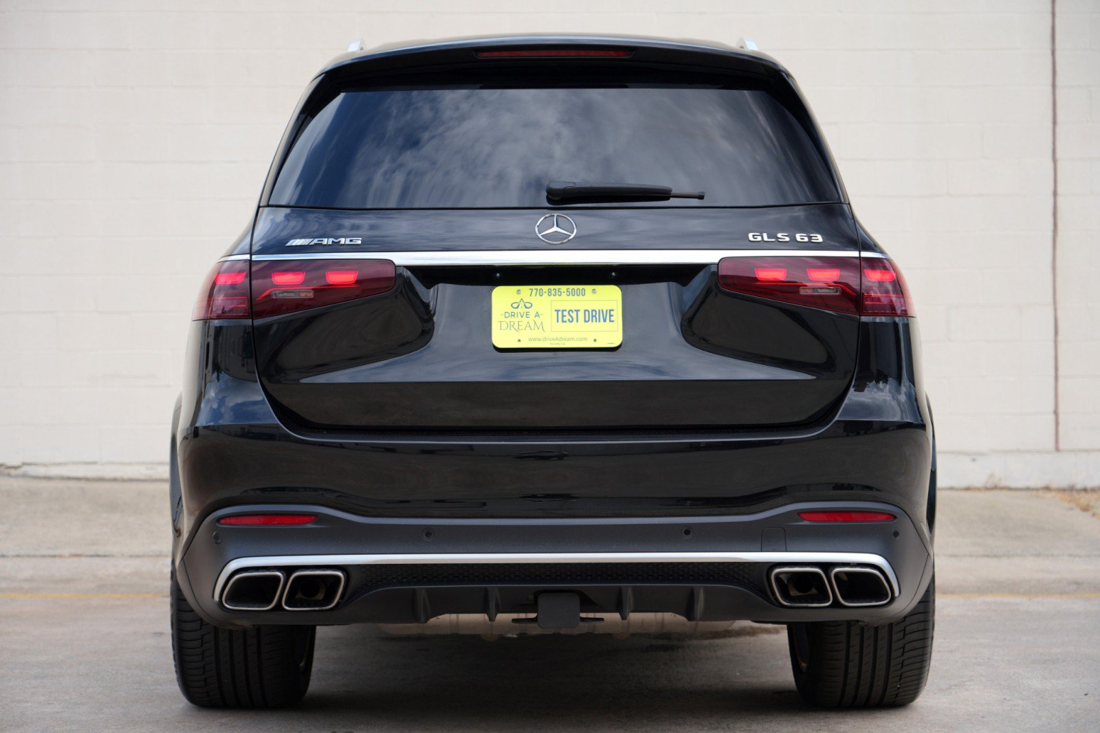 Used 2025 Mercedes-Benz GLS 63 AMG 4MATIC image 13