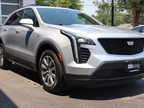 Used 2019 Cadillac XT4 Sport w/ Cold Weather Package AWD/4WD image 6