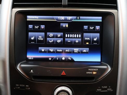 Used 2013 Ford Edge SEL image 27