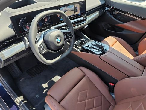 New 2026 BMW 530i RWD image 8