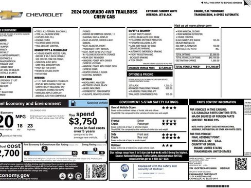 Used 2024 Chevrolet Colorado Trail Boss w/ Advanced Trailering Package AWD/4WD image 2