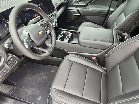 New 2026 Chevrolet Silverado EV LT image 11