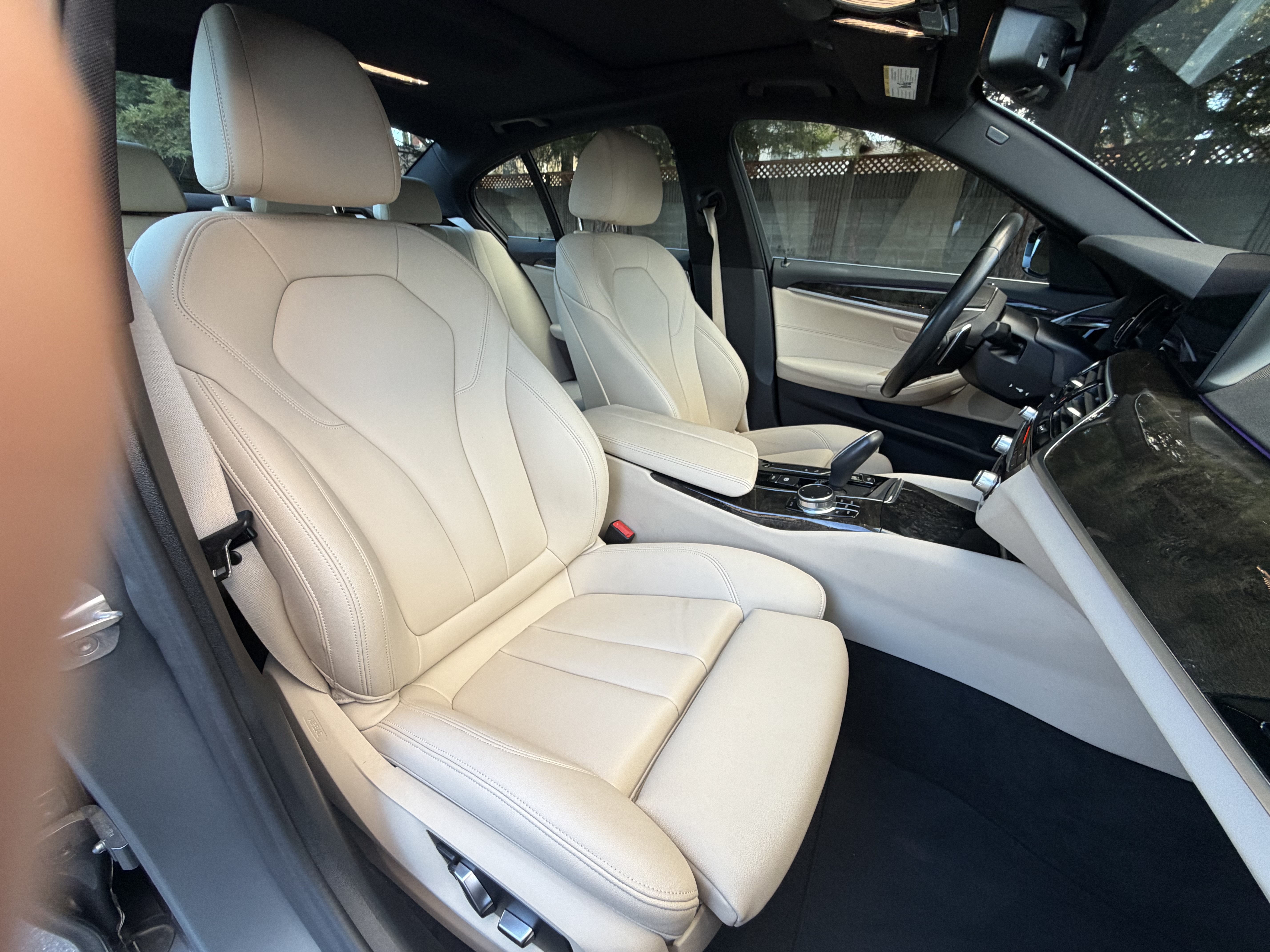 Used 2019 BMW 530i RWD image 14