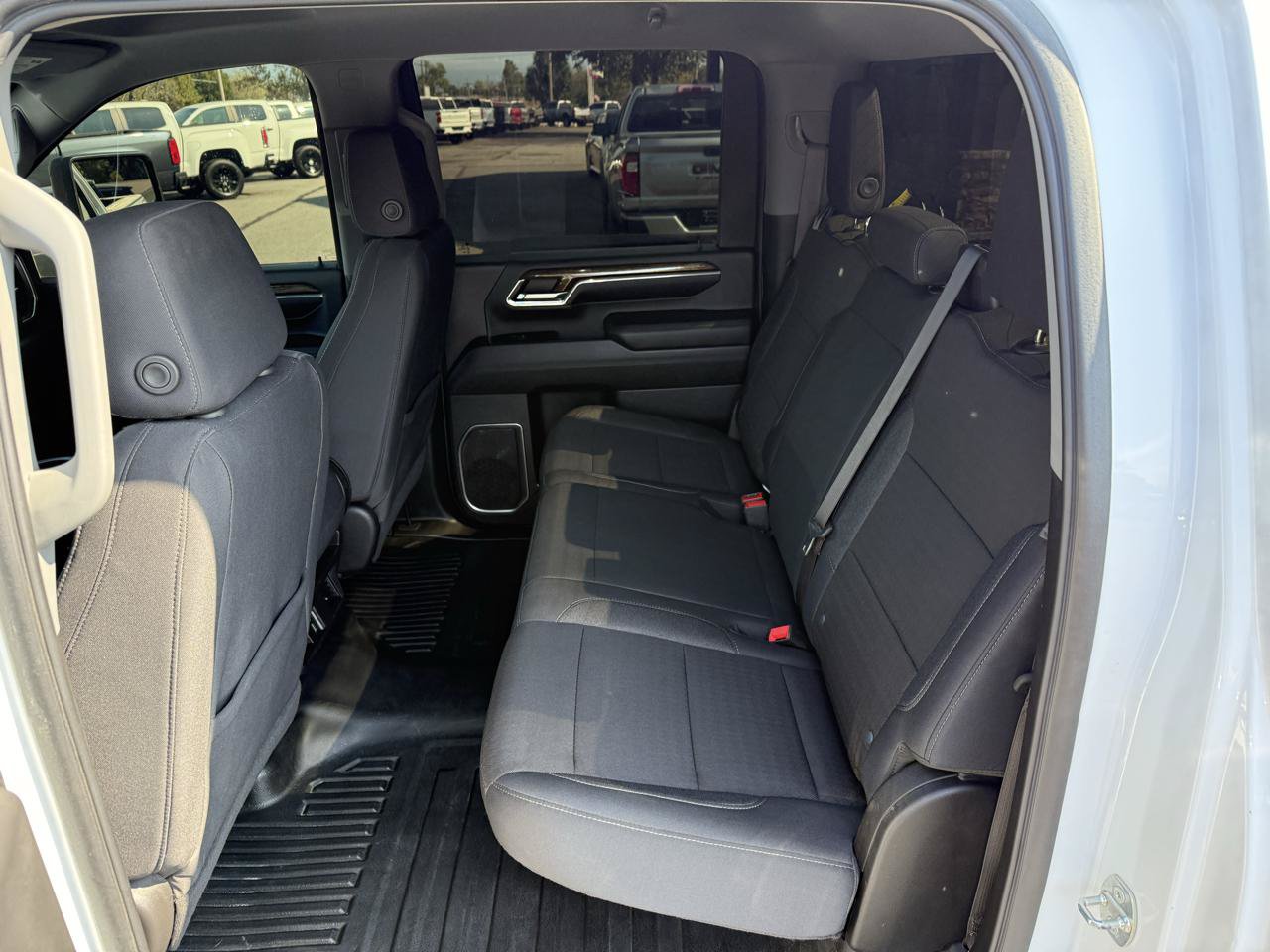 Used 2024 GMC Sierra 2500 SLE w/ SLE Convenience Package AWD/4WD image 16