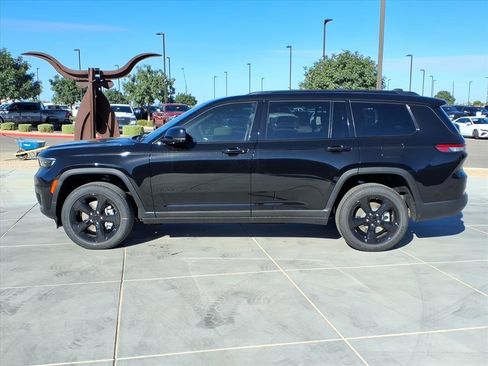 New 2025 Jeep Grand Cherokee L Altitude AWD/4WD image 3