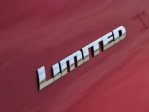 Used 2023 Toyota 4Runner Limited image 18