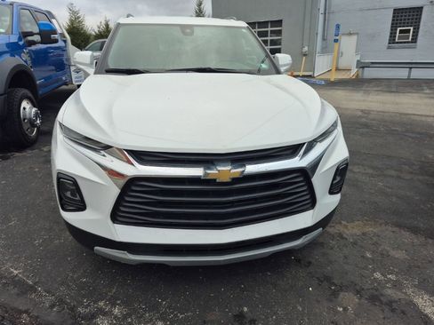 Used 2021 Chevrolet Blazer LT image 2